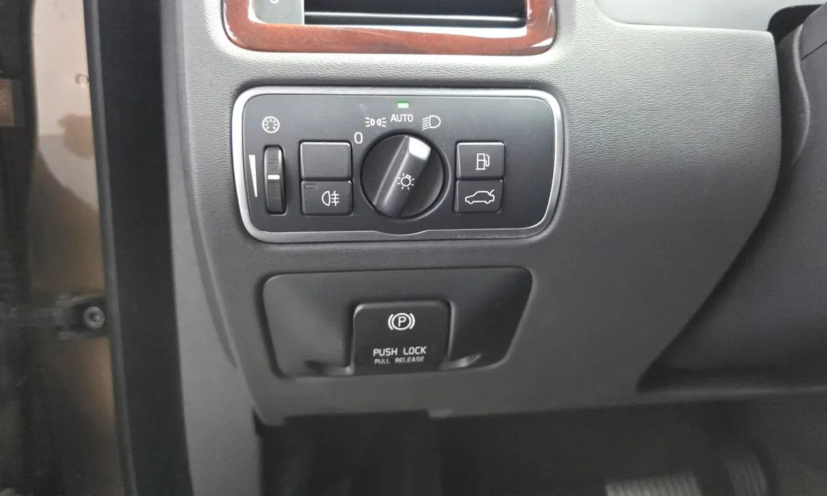 Volvo XC70