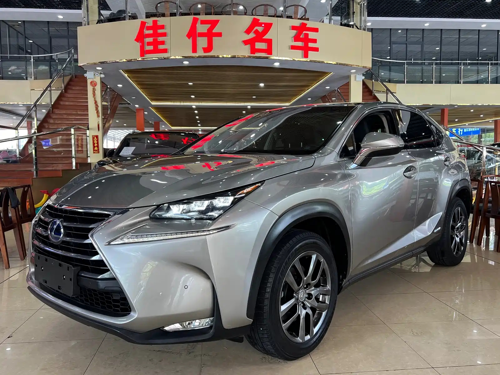 LEXUS NX