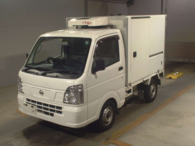NISSAN CLIPPER TRUCK
