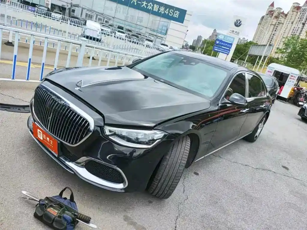 MAYBACH S-CLASS
