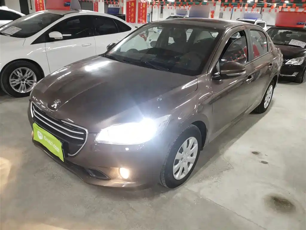 PEUGEOT 301