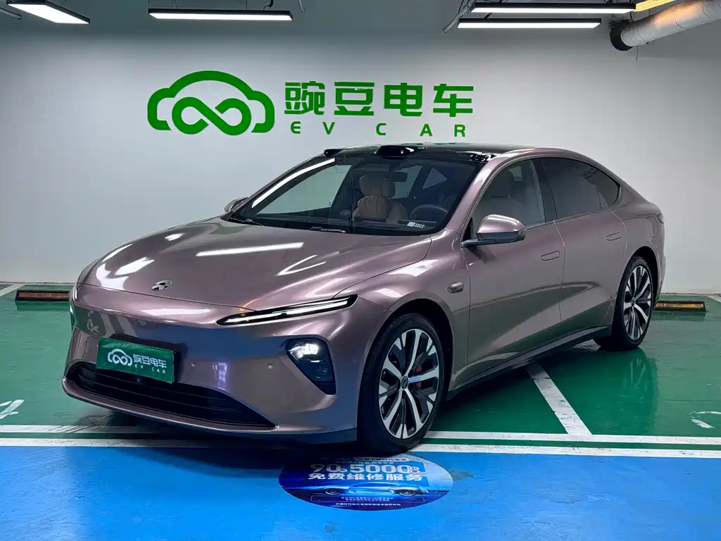 NIO ET7