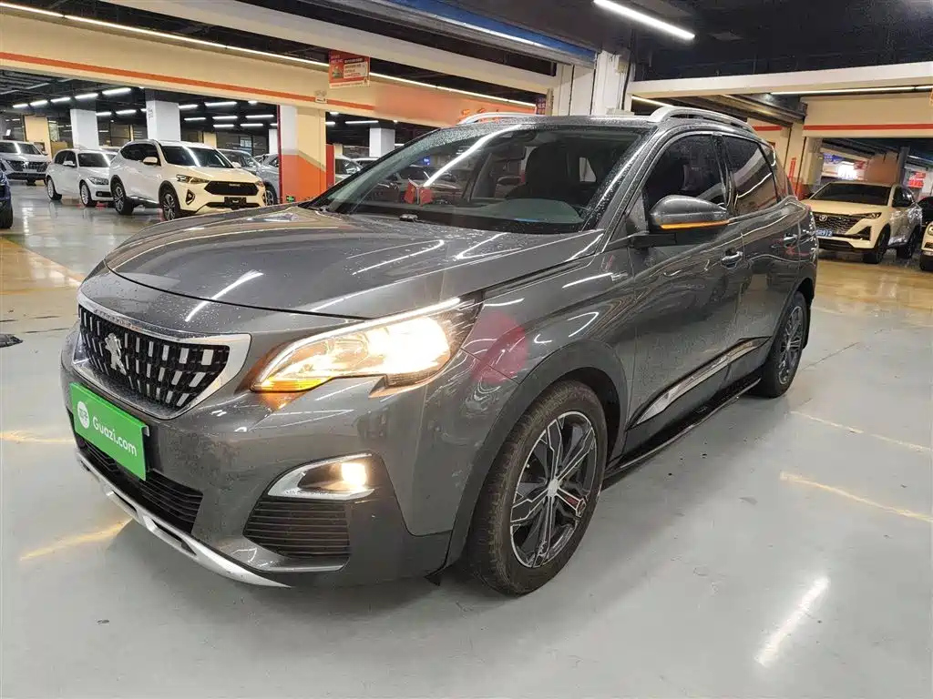 PEUGEOT 4008