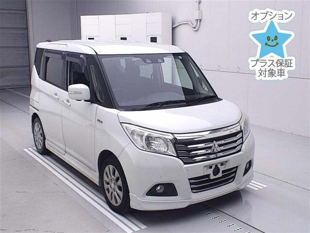 MITSUBISHI DELICA D2