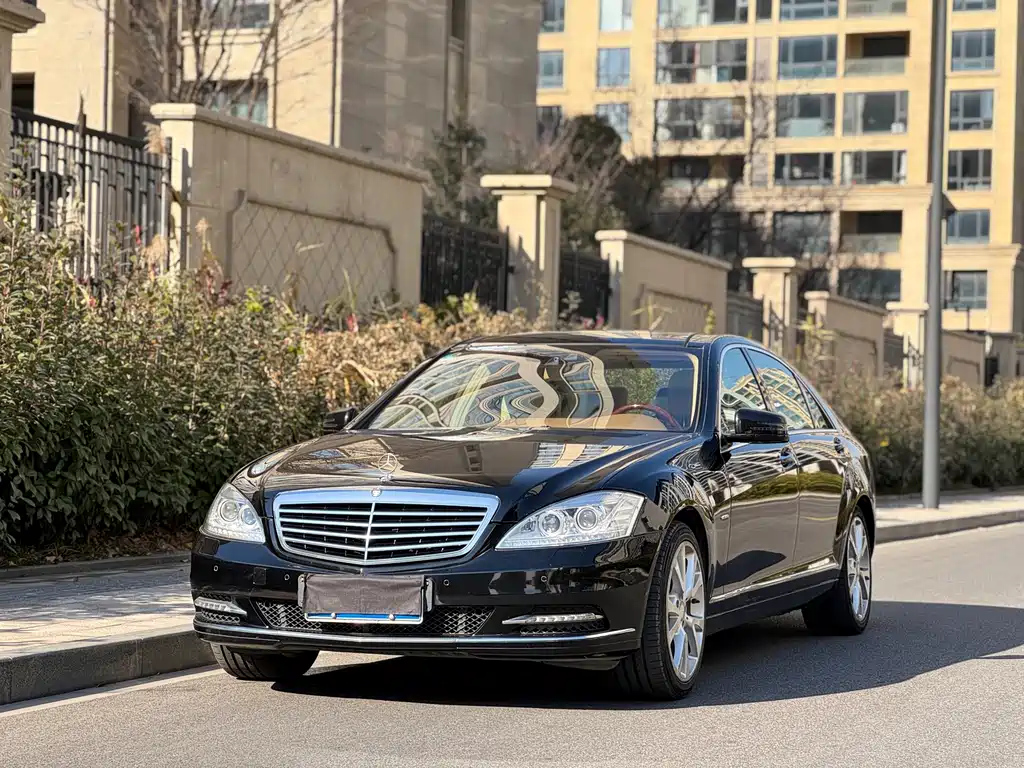MERCEDES BENZ S-CLASS