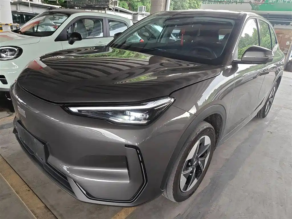 GEELY GALAXY GALAXY E5