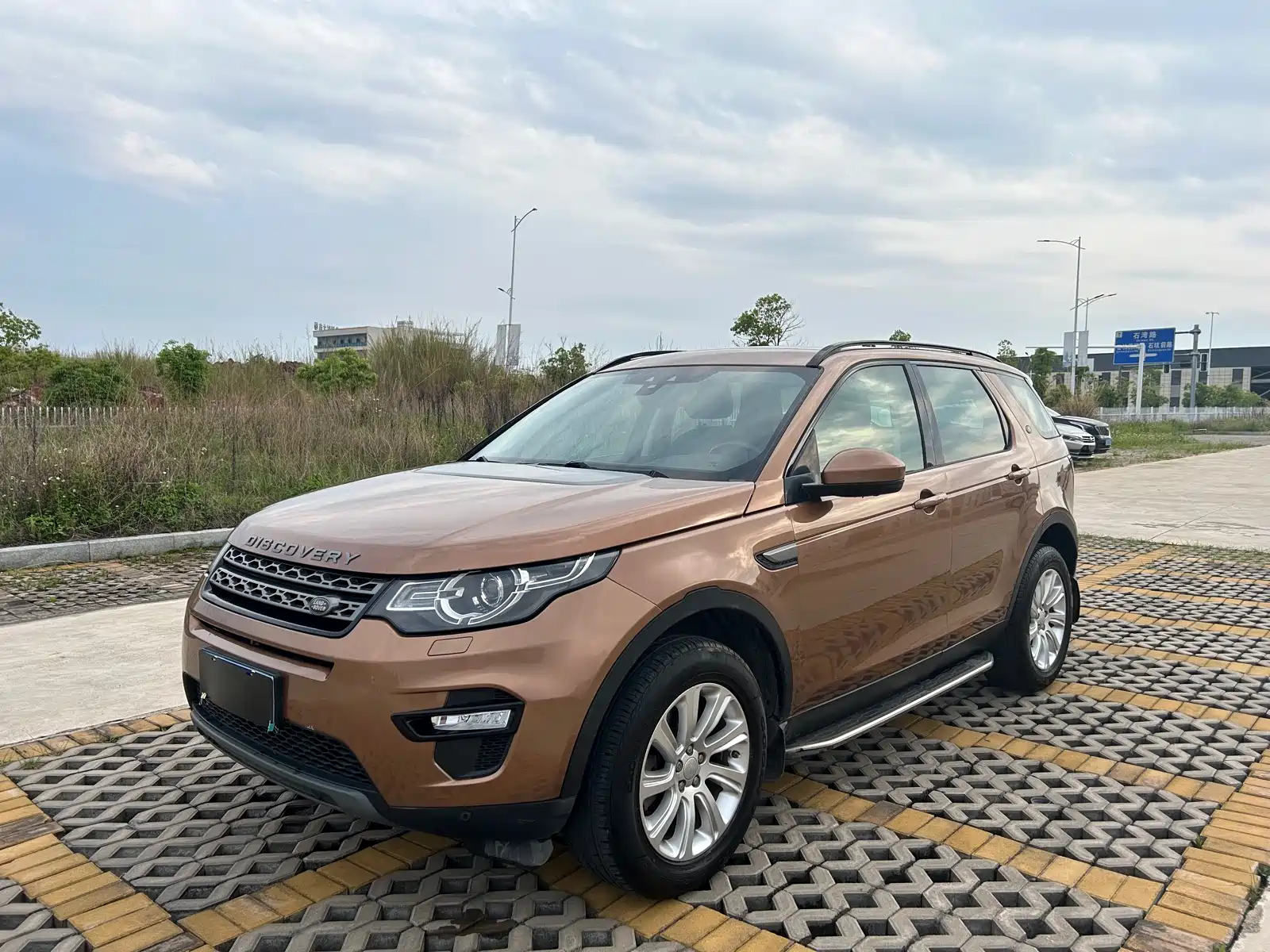 LAND ROVER DISCOVERY SPORT