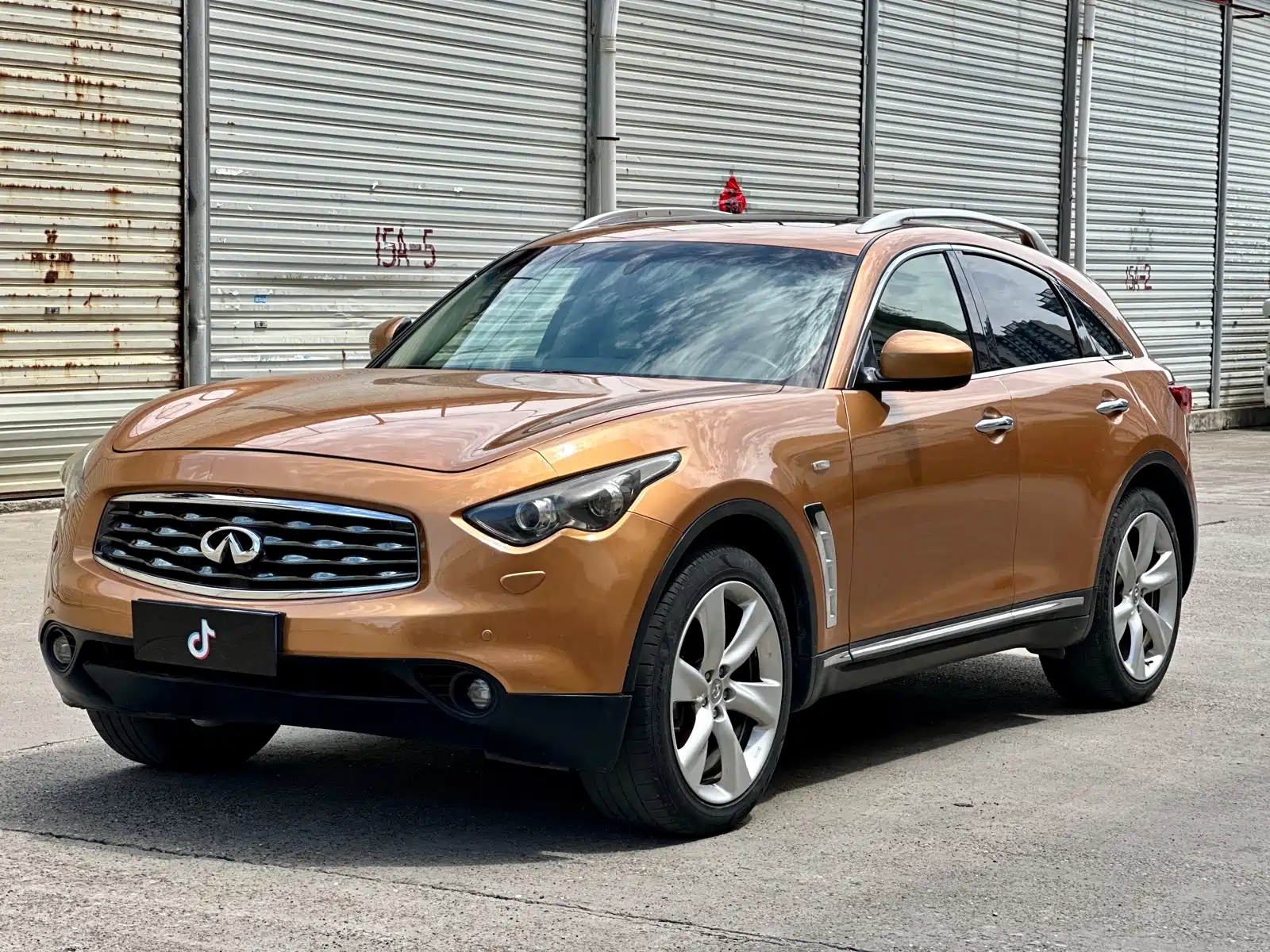 INFINITI FX