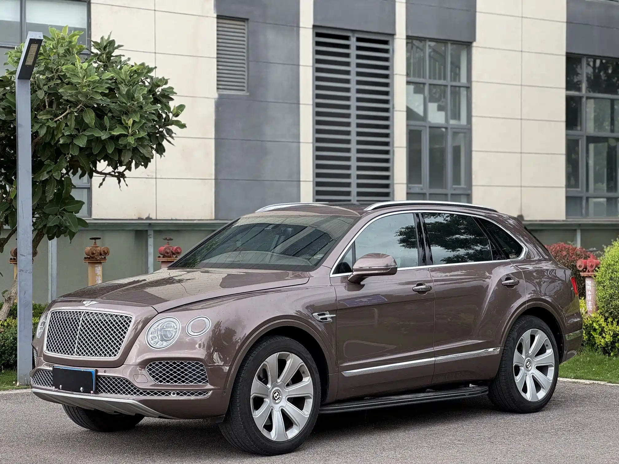 BENTLEY BENTAYGA