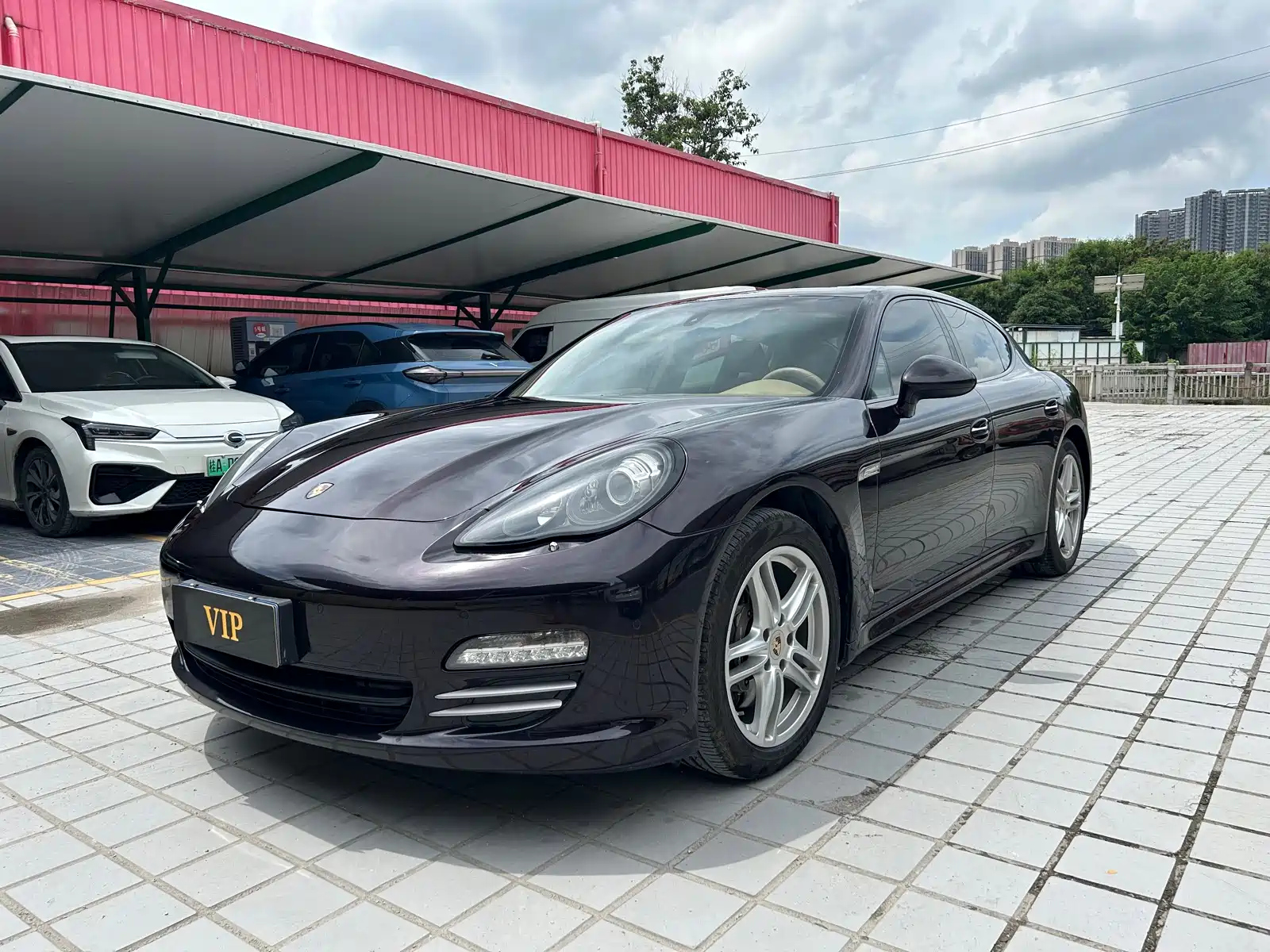 PORSCHE PANAMERA