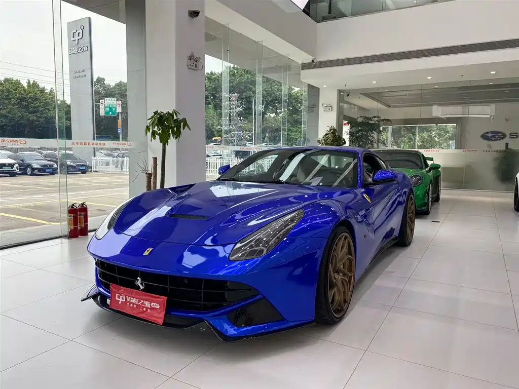 FERRARI F12BERLINETTA