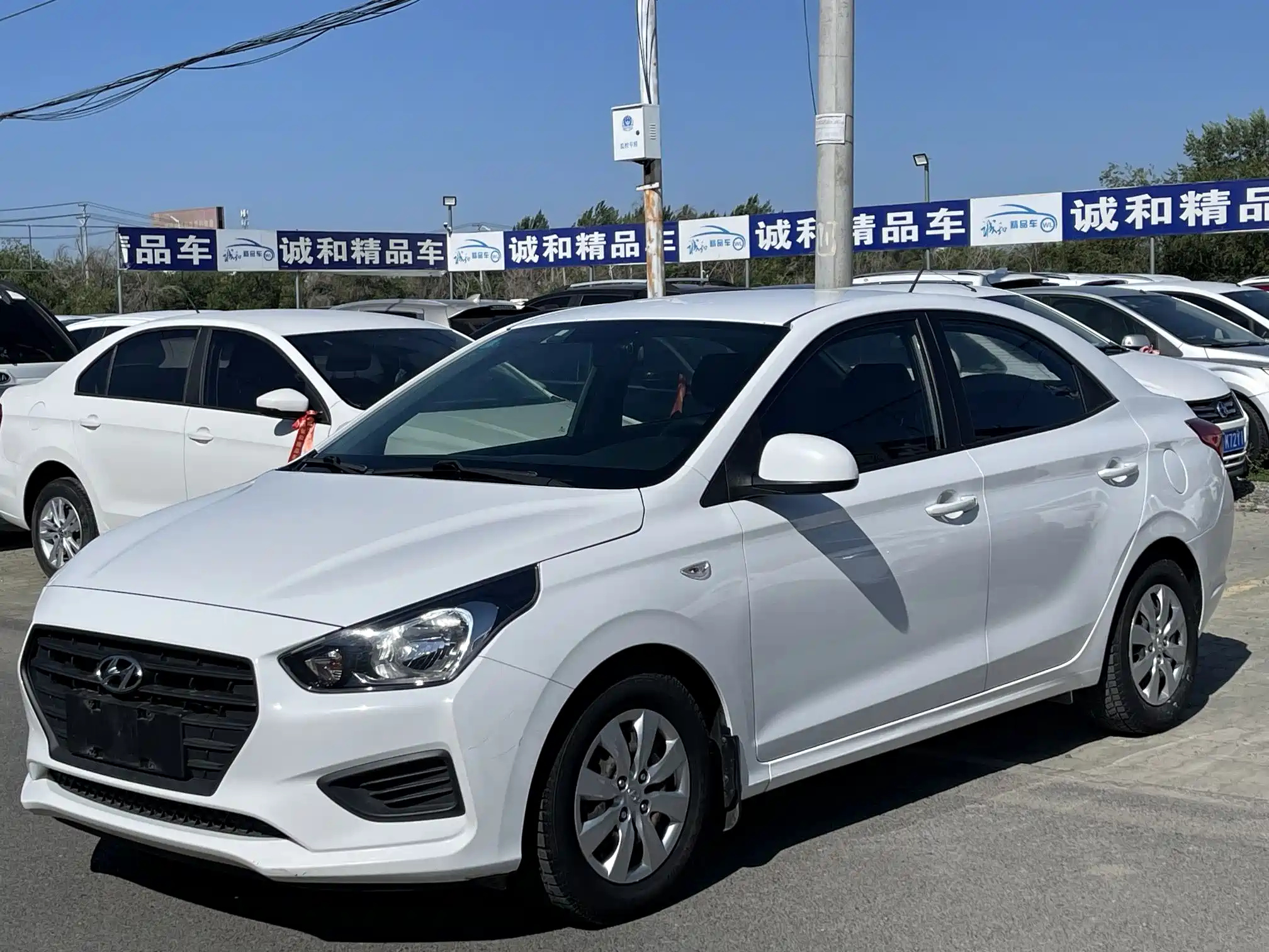 HYUNDAI VERNA