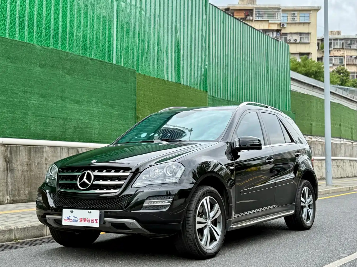 MERCEDES-BENZ M-CLASS