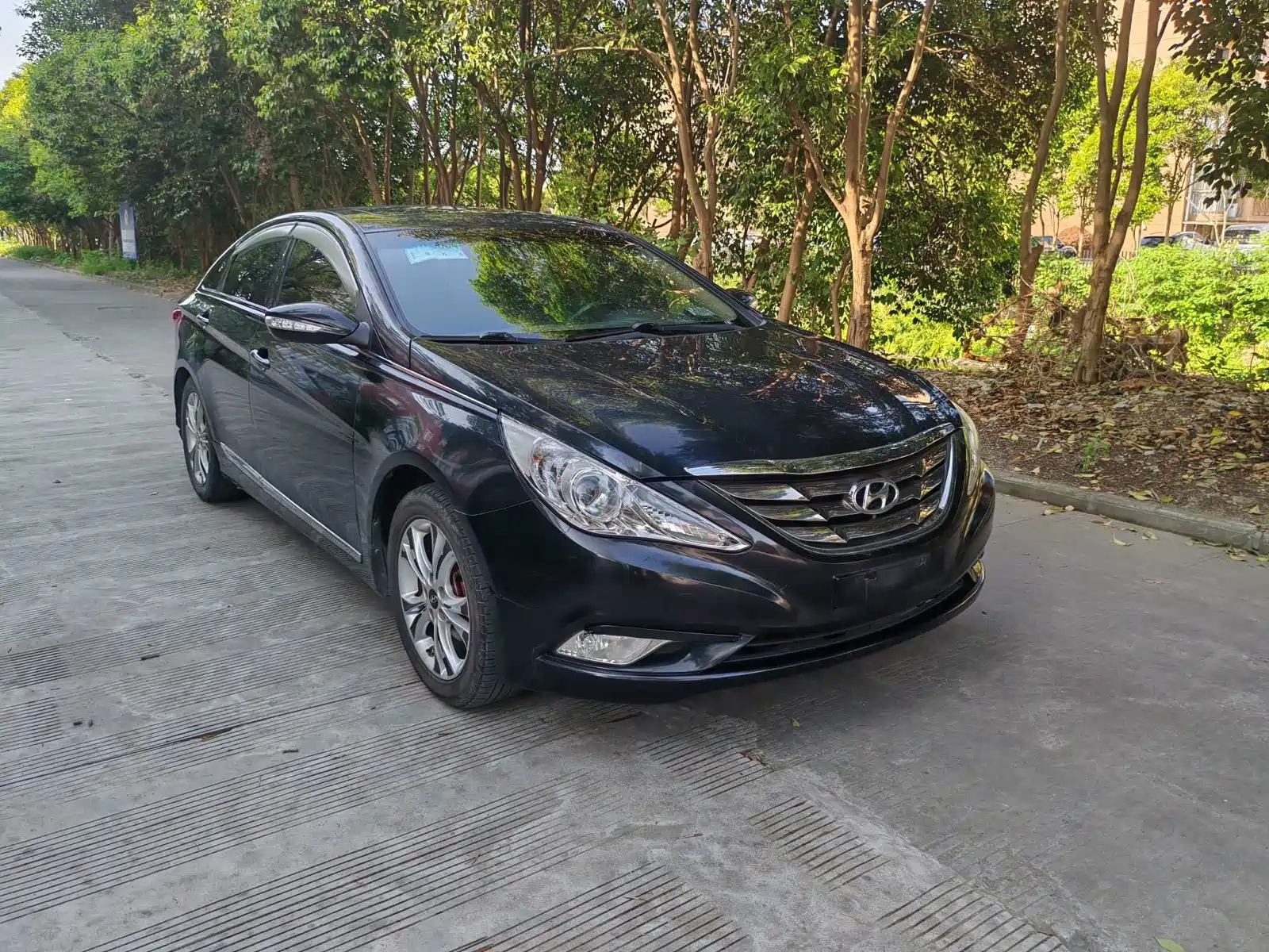HYUNDAI SONATA