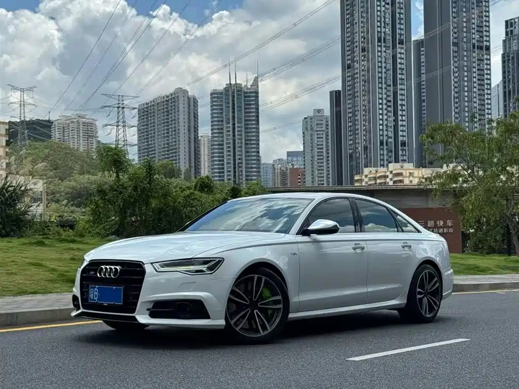 AUDI S6