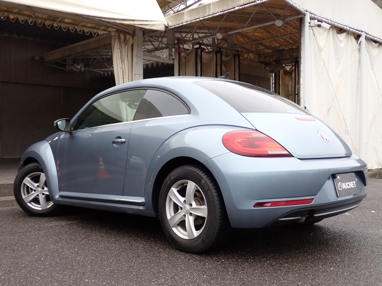VOLKSWAGEN THE BEETLE