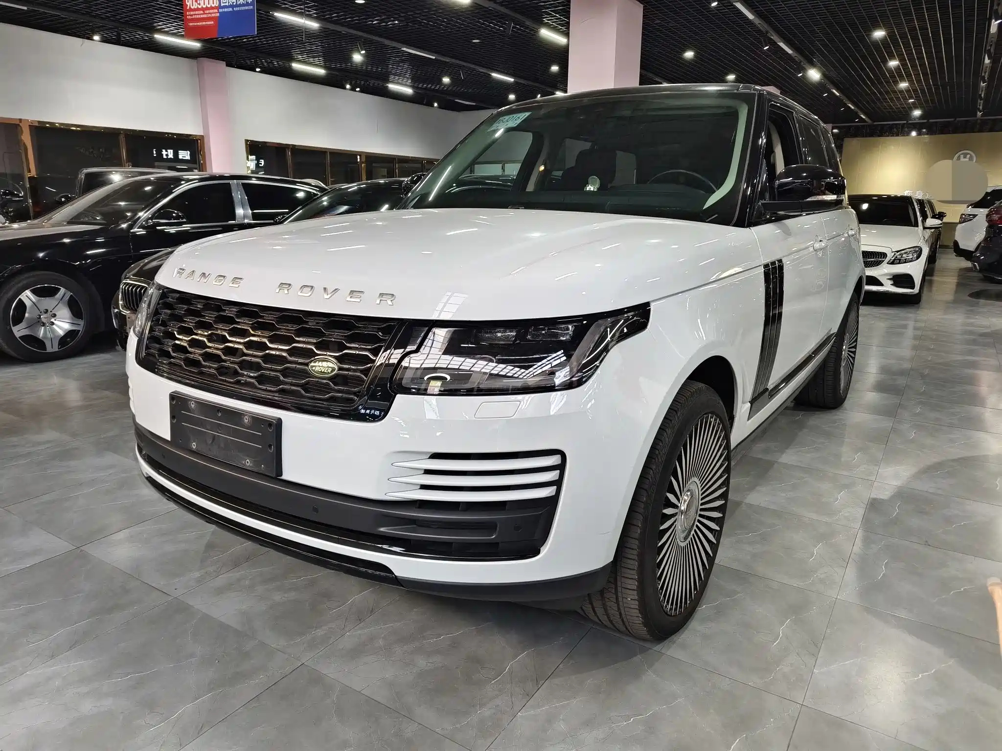 LAND ROVER RANGE ROVER