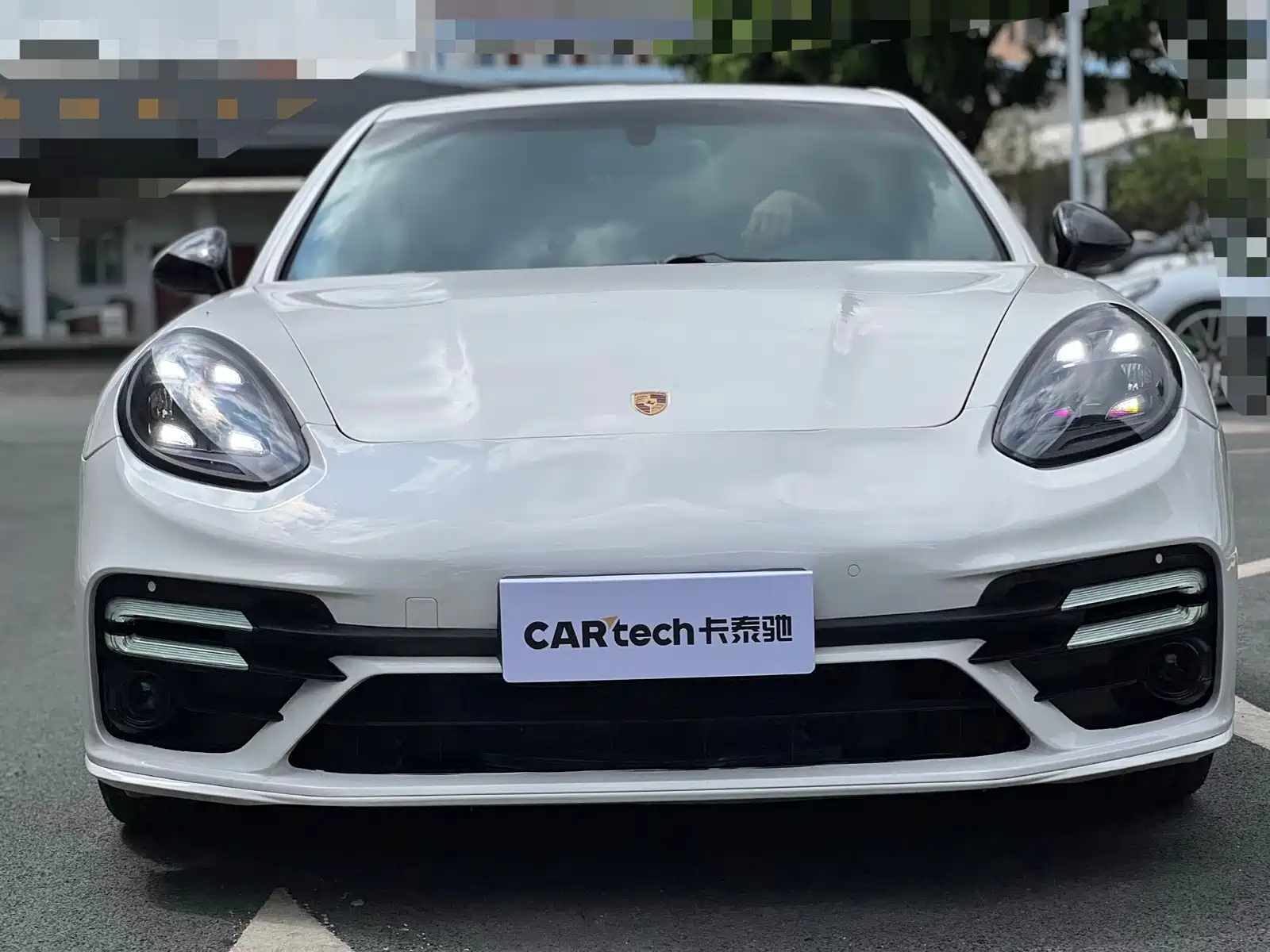 PORSCHE PANAMERA