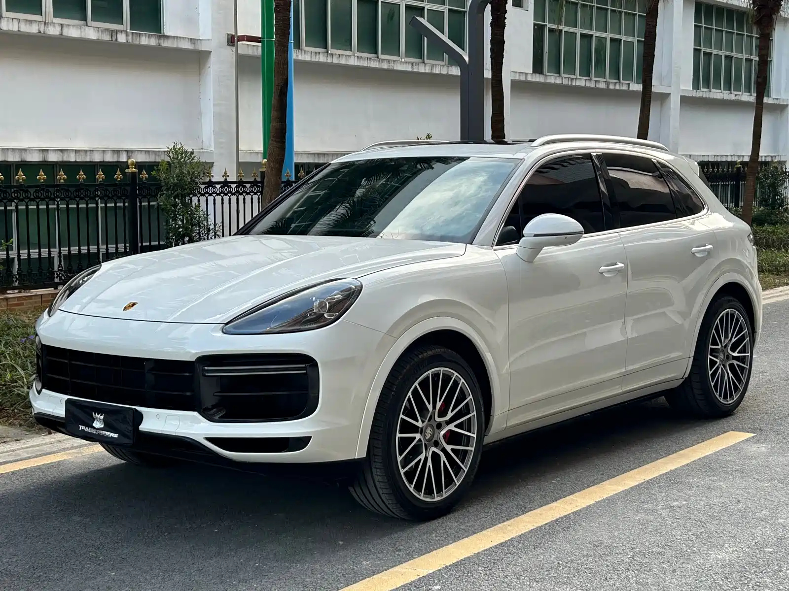 PORSCHE CAYENNE