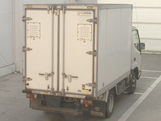 TOYOTA DYNA