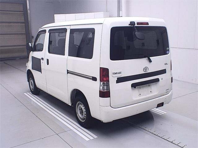 TOYOTA TOWN ACE VAN