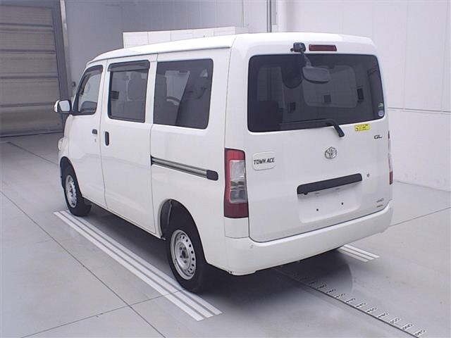 TOYOTA TOWN ACE VAN