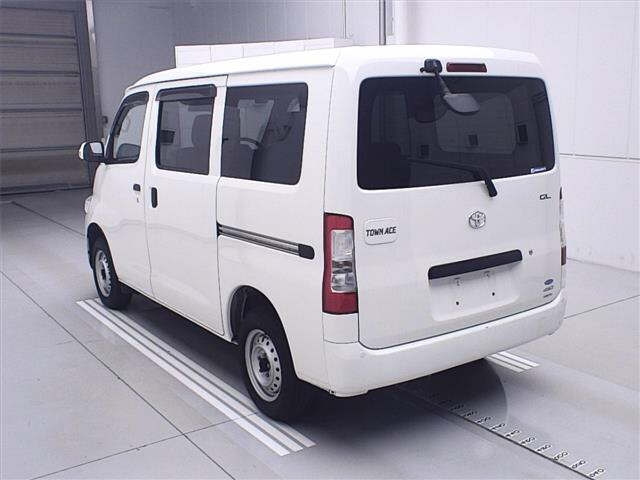 TOYOTA TOWN ACE VAN