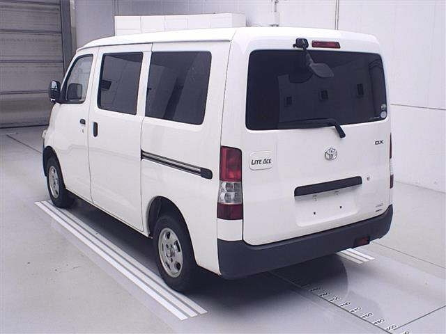 TOYOTA LITE ACE VAN