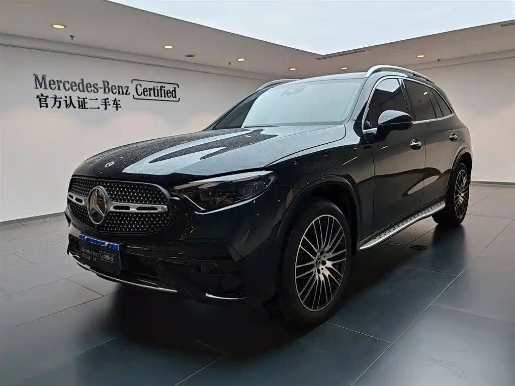 MERCEDES-BENZ GLC