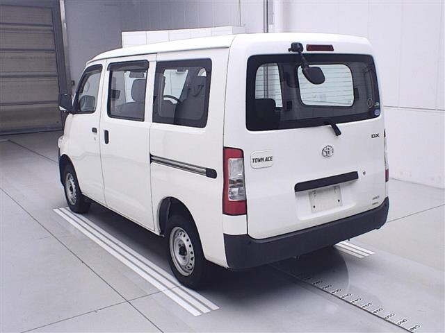 TOYOTA TOWN ACE VAN