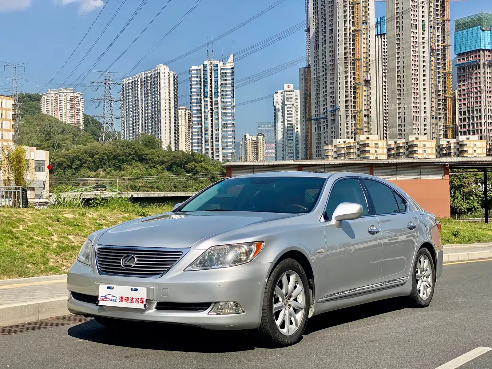 LEXUS LS