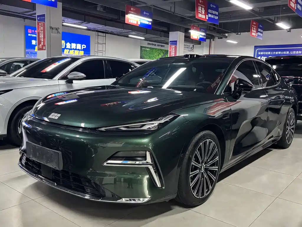 GEELY GALAXY GALAXY XINGYAO 8
