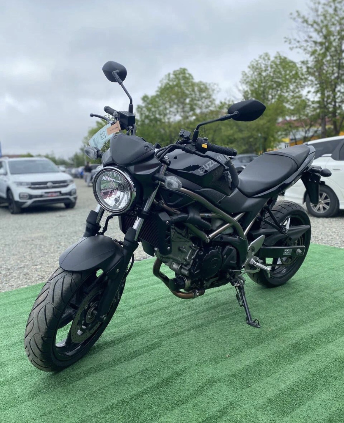 SUZUKI SV650