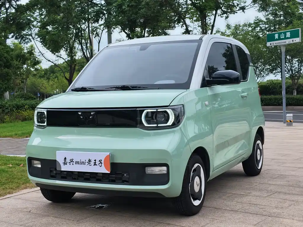 Wuling MINIEV
