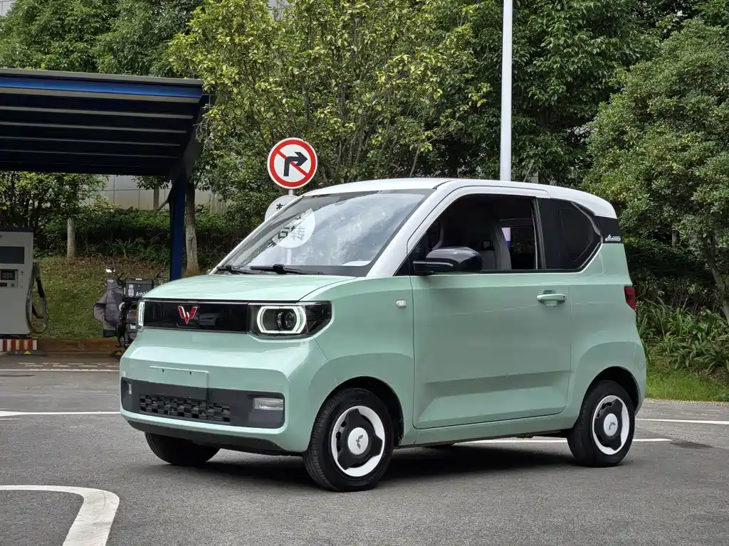 Wuling MINIEV
