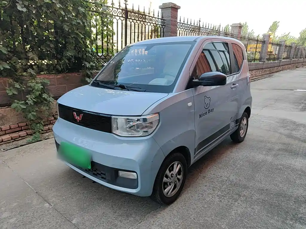 Wuling MINIEV