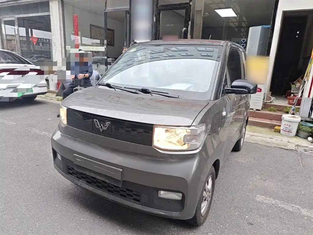 Wuling MINIEV