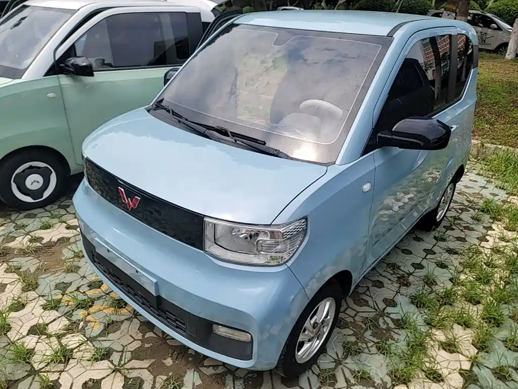 Wuling MINIEV