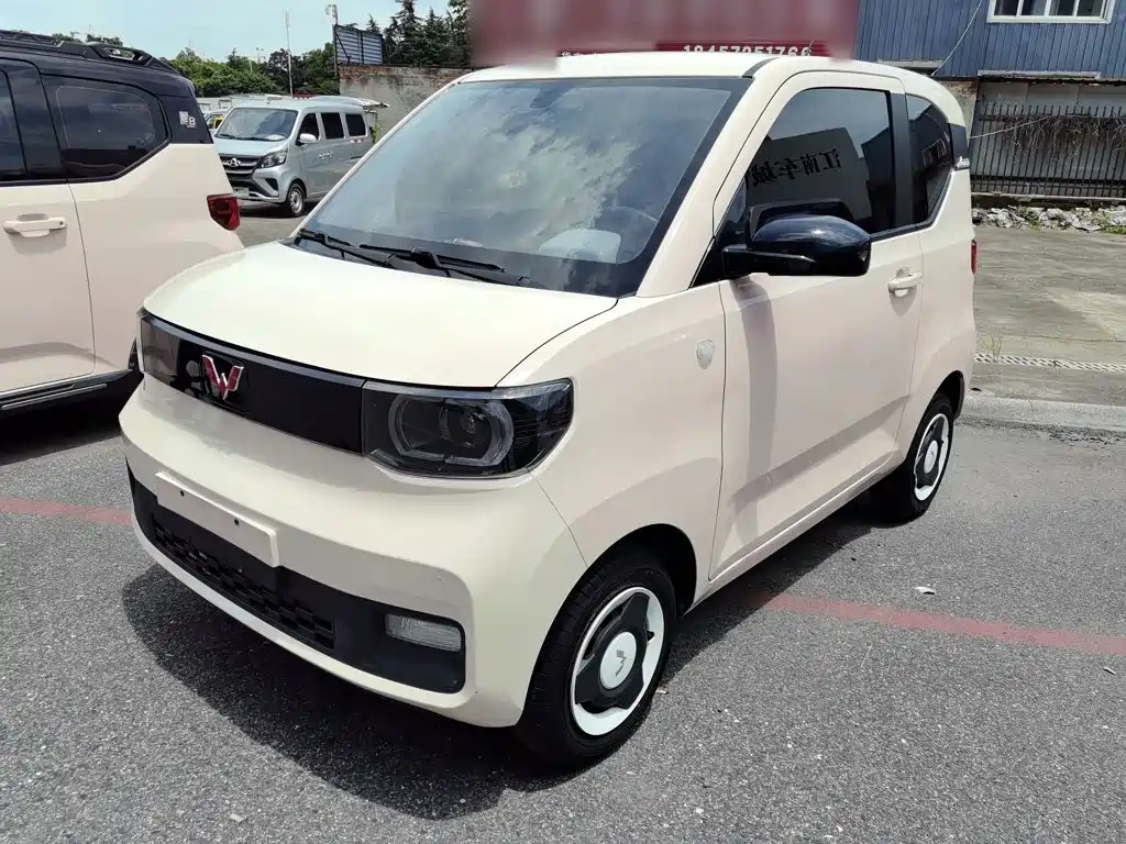 Wuling MINIEV