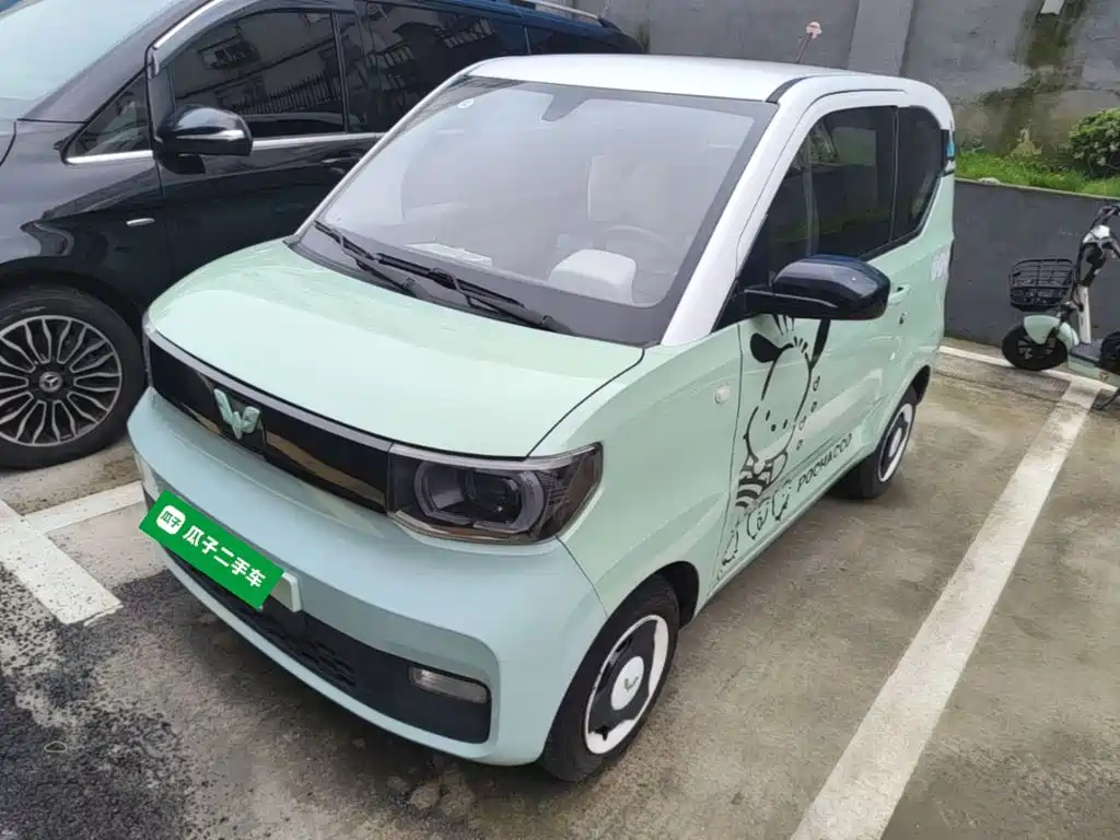 Wuling MINIEV