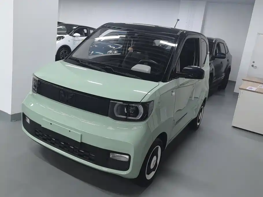 Wuling MINIEV