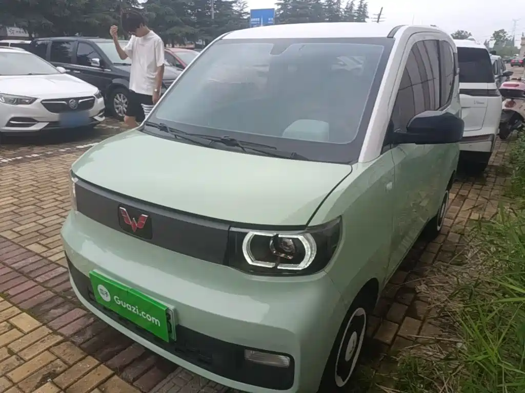 Wuling MINIEV