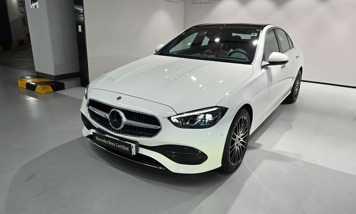 Mercedes-Benz C-Class