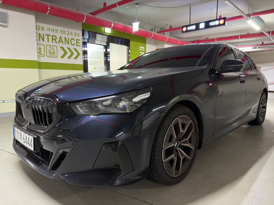 BMW 5-Series