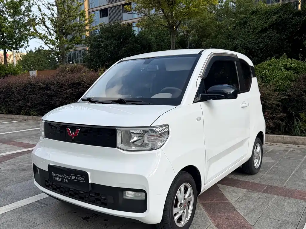 Wuling MINIEV