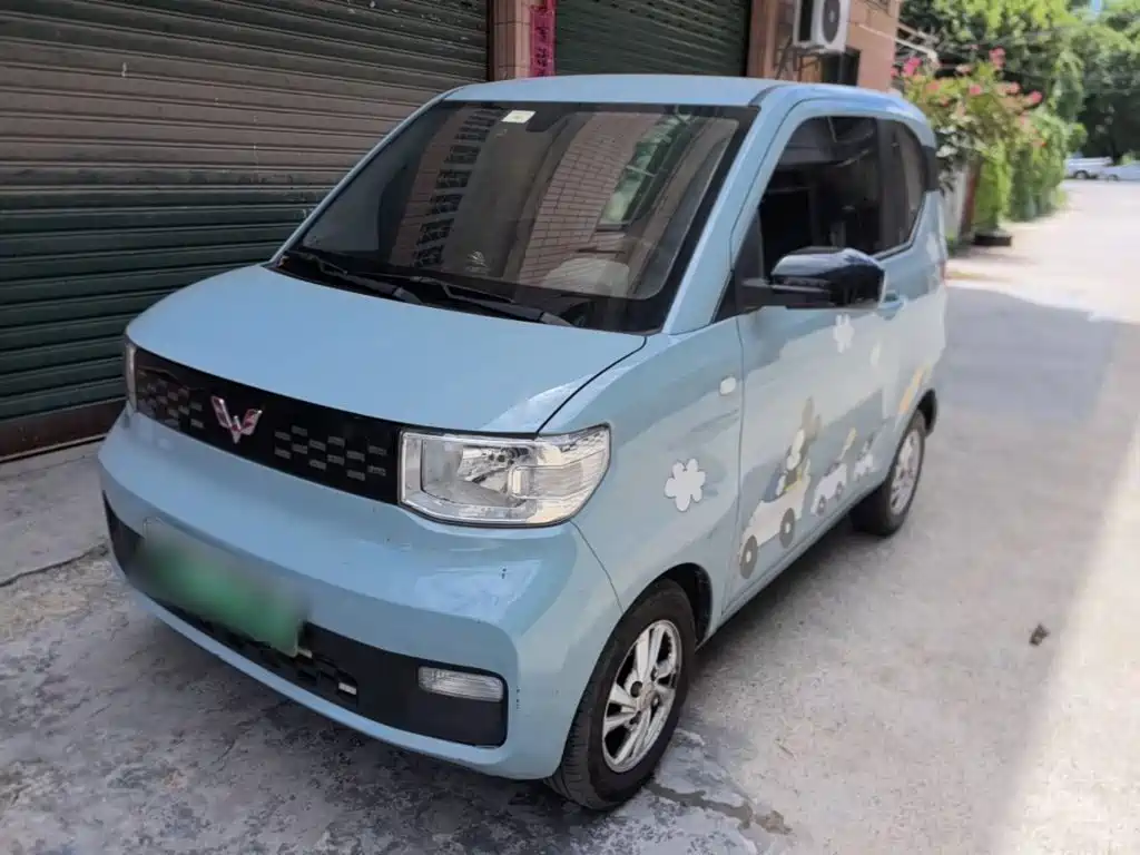 Wuling MINIEV