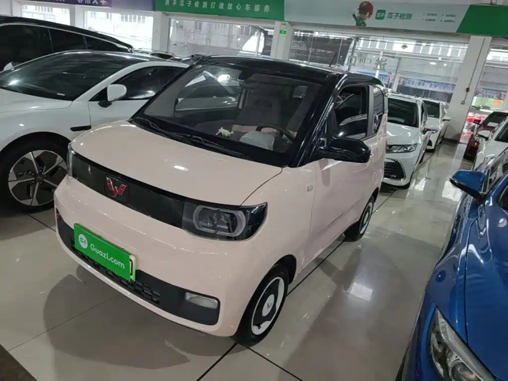 Wuling MINIEV