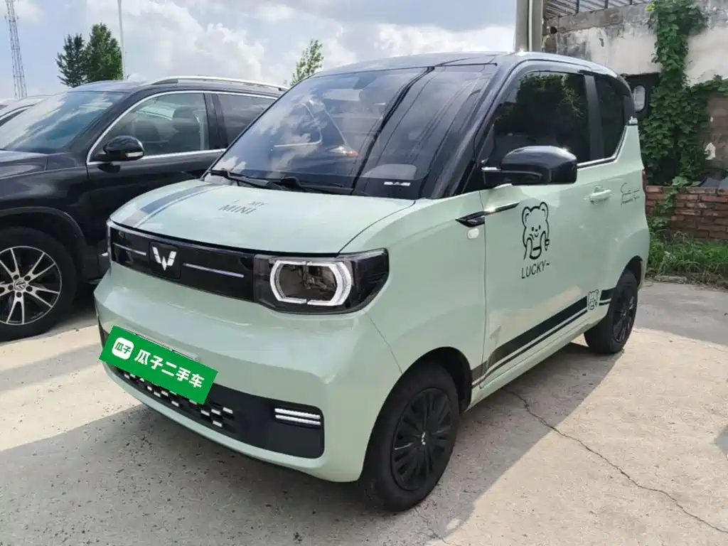 Wuling MINIEV