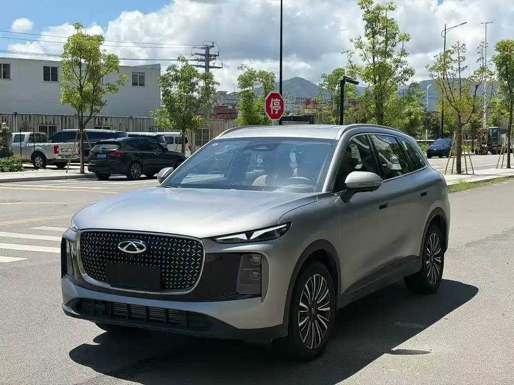 Chery Tiggo 8