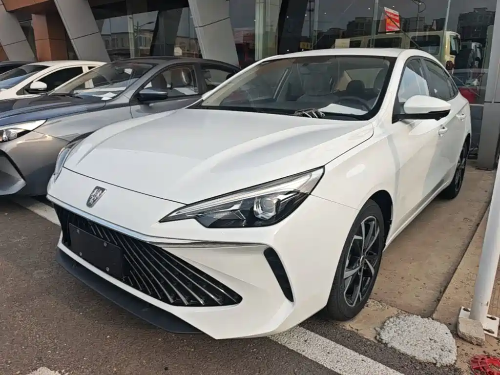Roewe i5